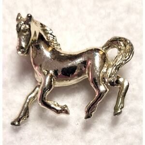 Horse Running Galloping Pin Brooch Equestrian Riding Sport Ranch Goldtone VTG